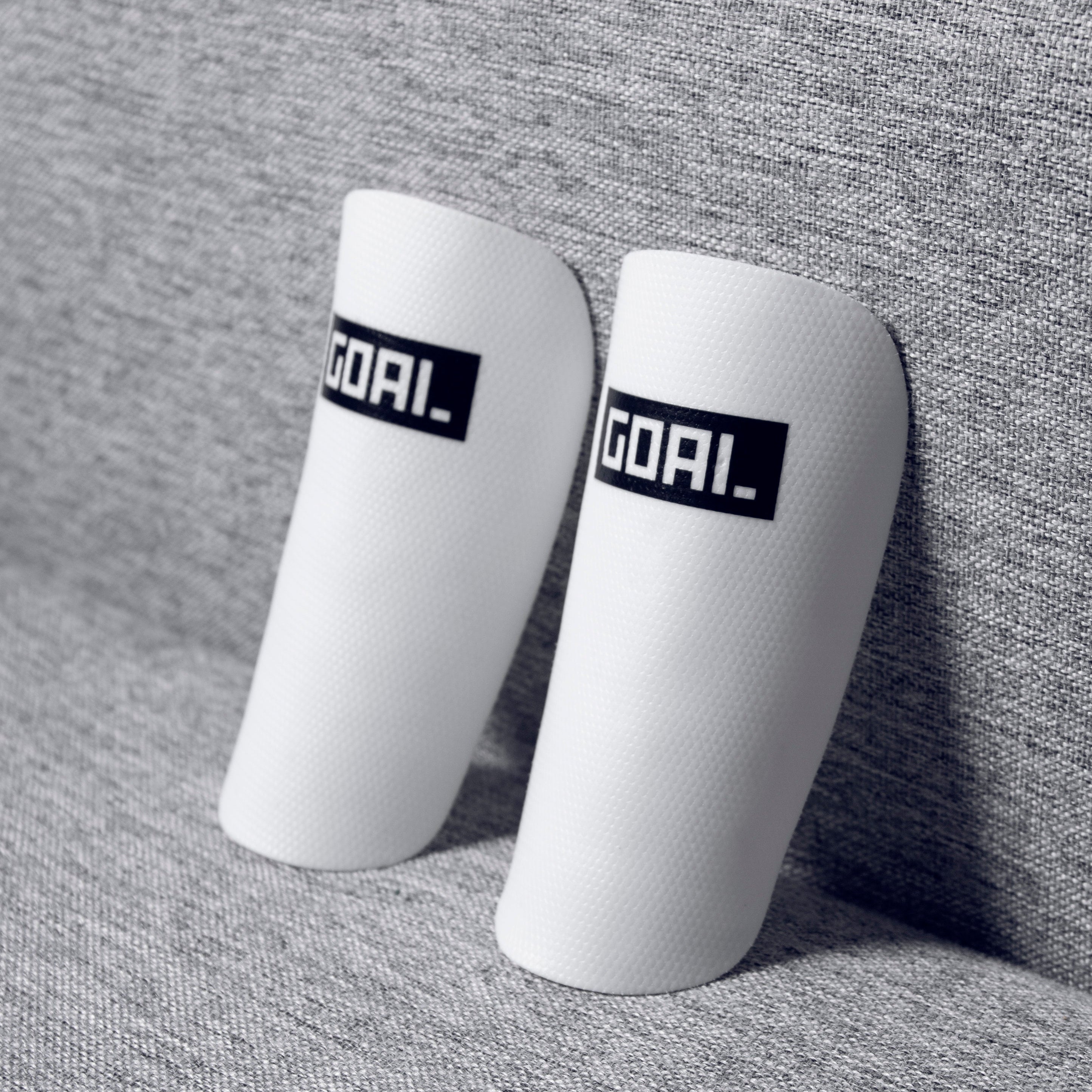 MOULDABLE SHIN GUARDS