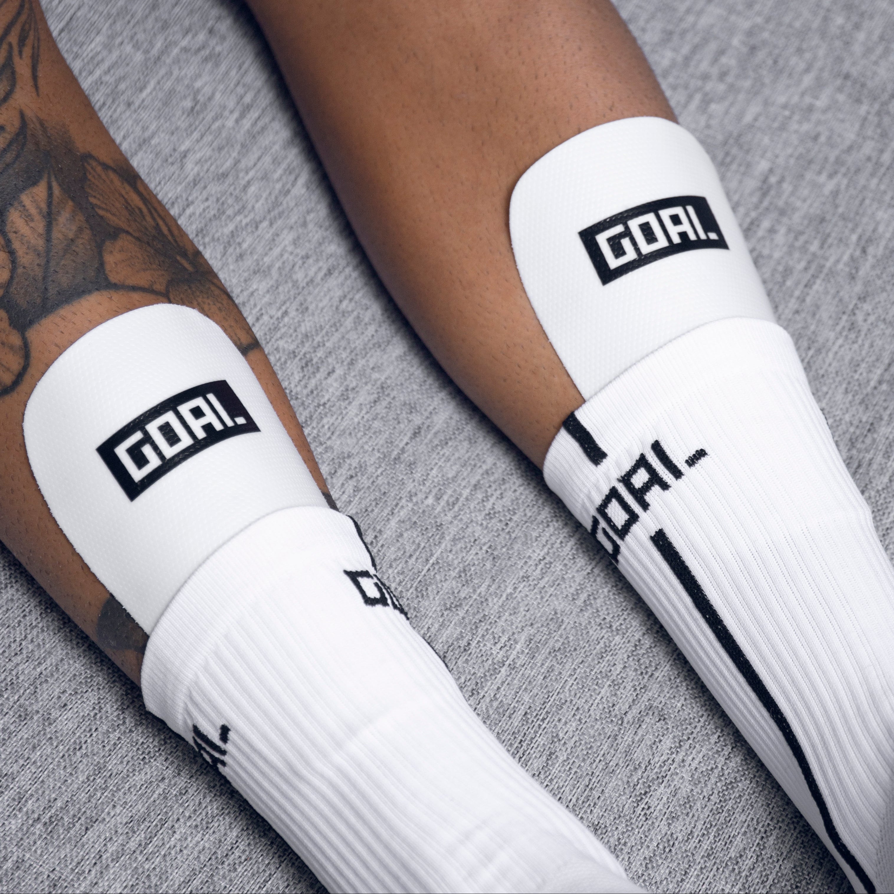 MOULDABLE SHIN GUARDS
